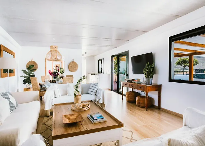 Encantadora Villa En El Corazon De Lanzarote ヴィラ